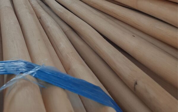 rotan mandola poles